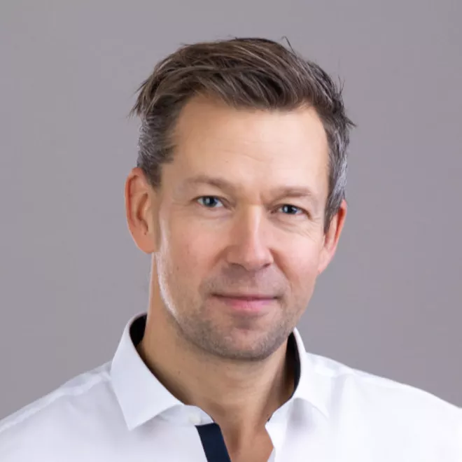 Andreas Olofstam headshot