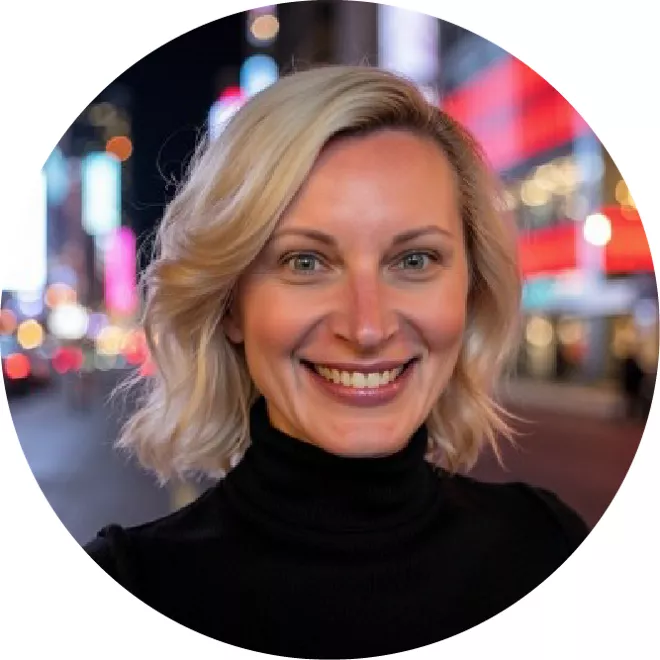 Carrie McWilliams headshot