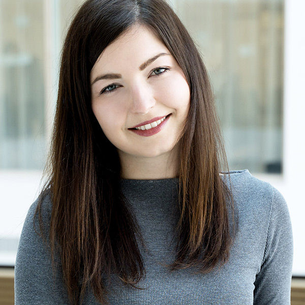Kl ra Veverkov Senior Associate Attorney At Law